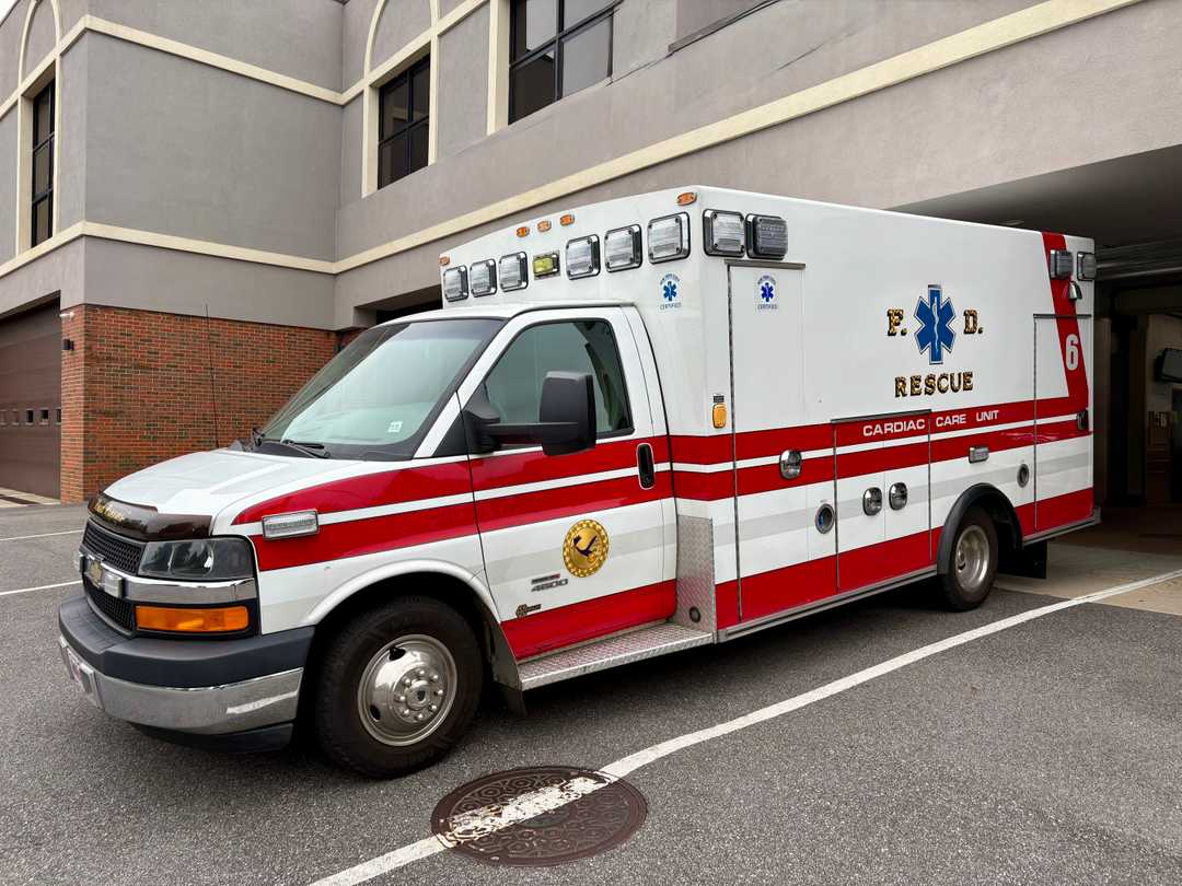 2014 Chevy e350 Type III Ambulance