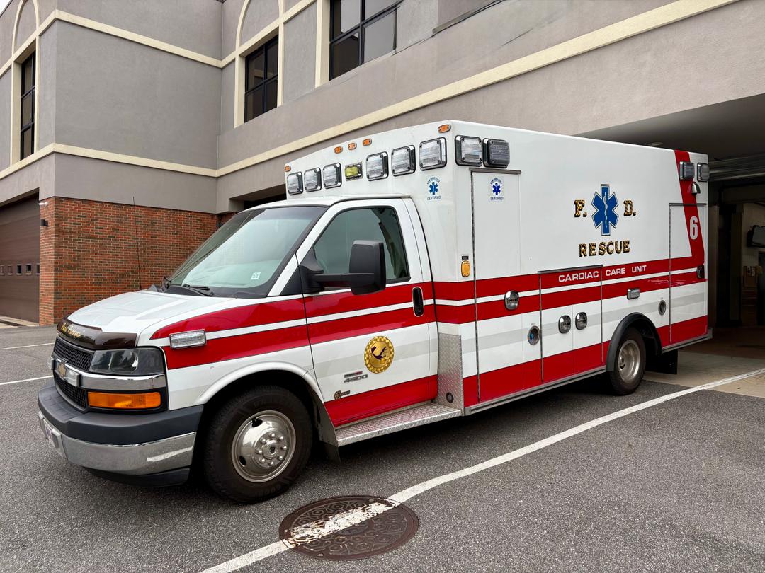 2014 Chevy e350 Type III Ambulance