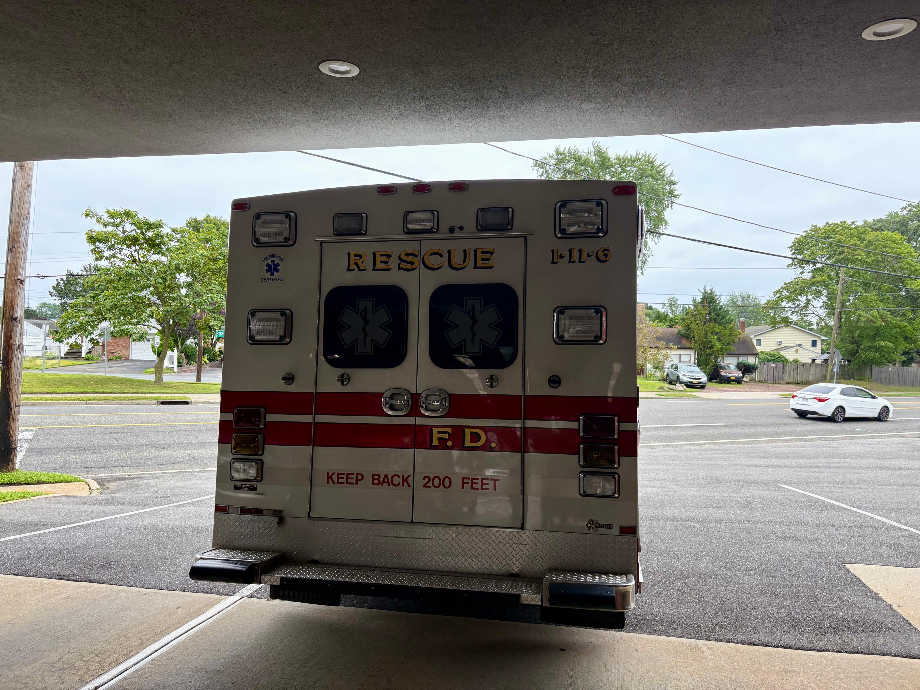 2014 Chevy e350 Type III Ambulance - image 4