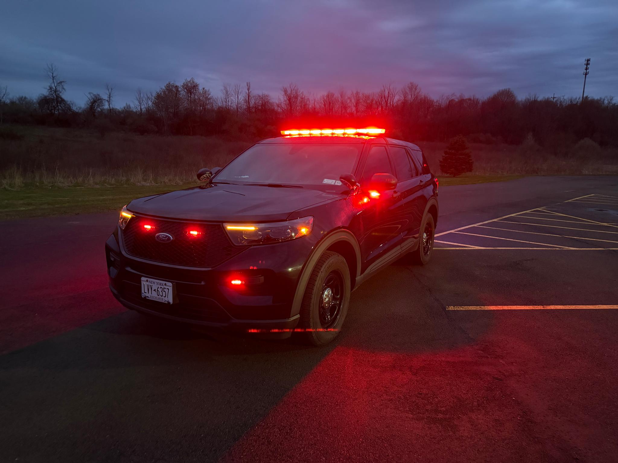 2020 Ford Explorer 4x4 Command Unit - image 1
