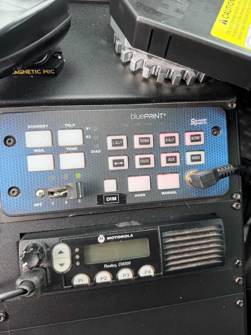 2020 Ford Explorer 4x4 Command Unit — photo 7