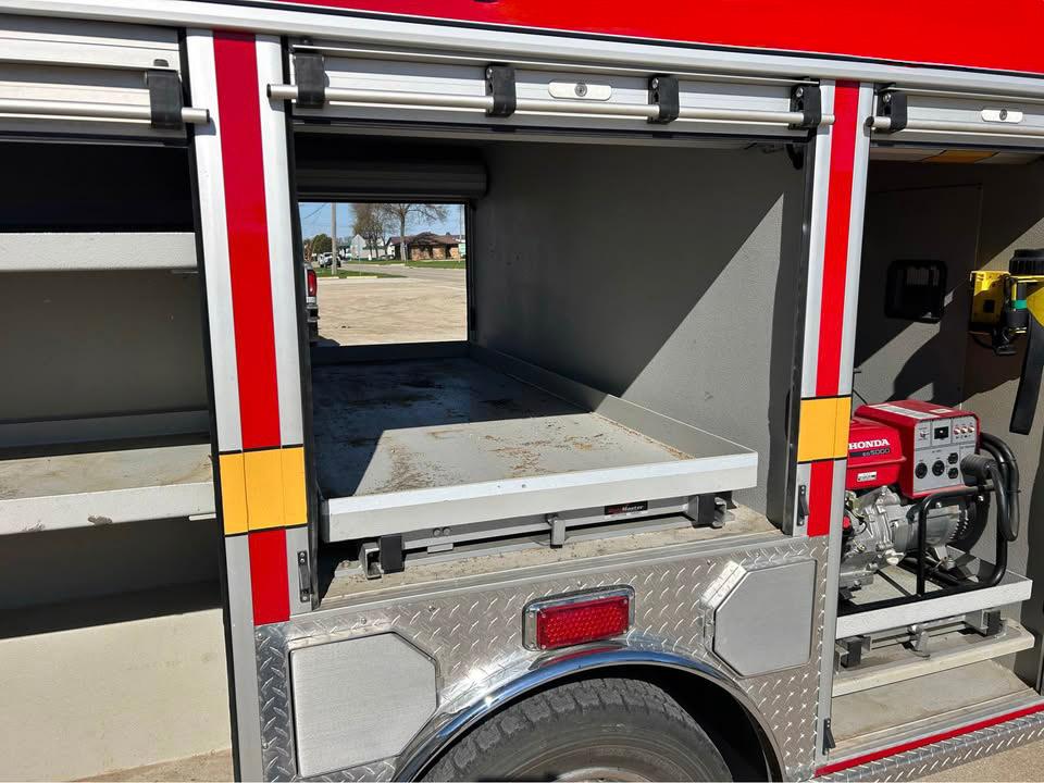 2003 Ford 4x4 Light Rescue - image 8