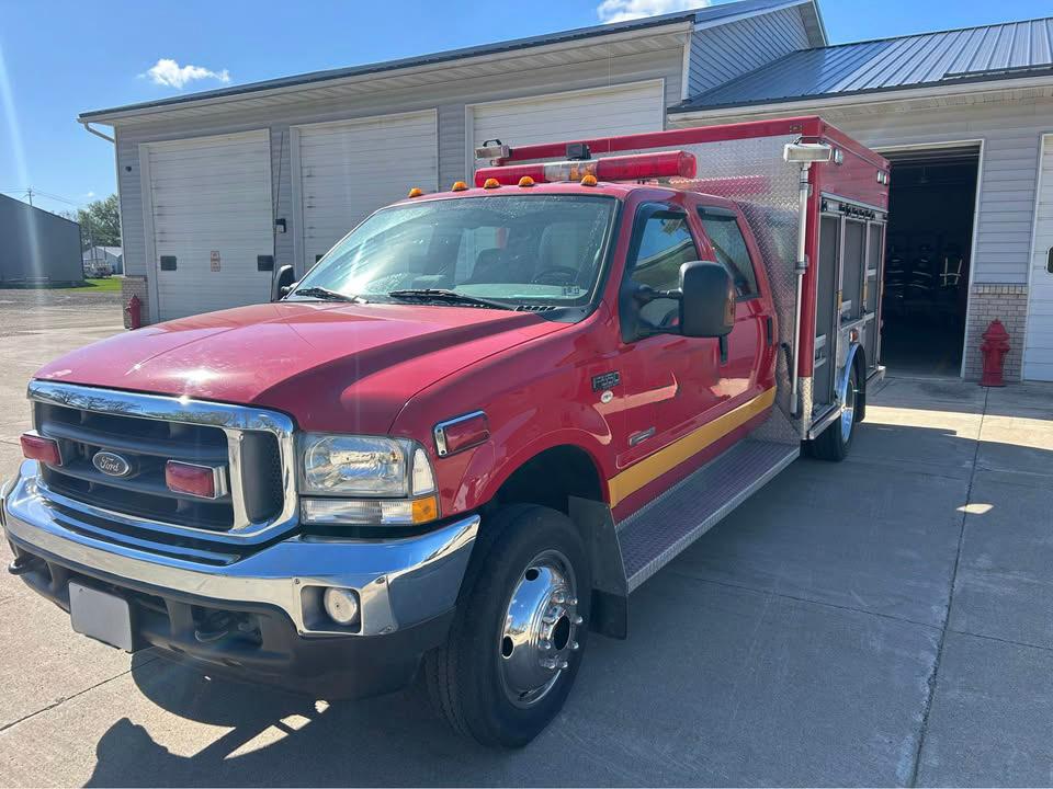 2003 Ford 4x4 Light Rescue - image 2