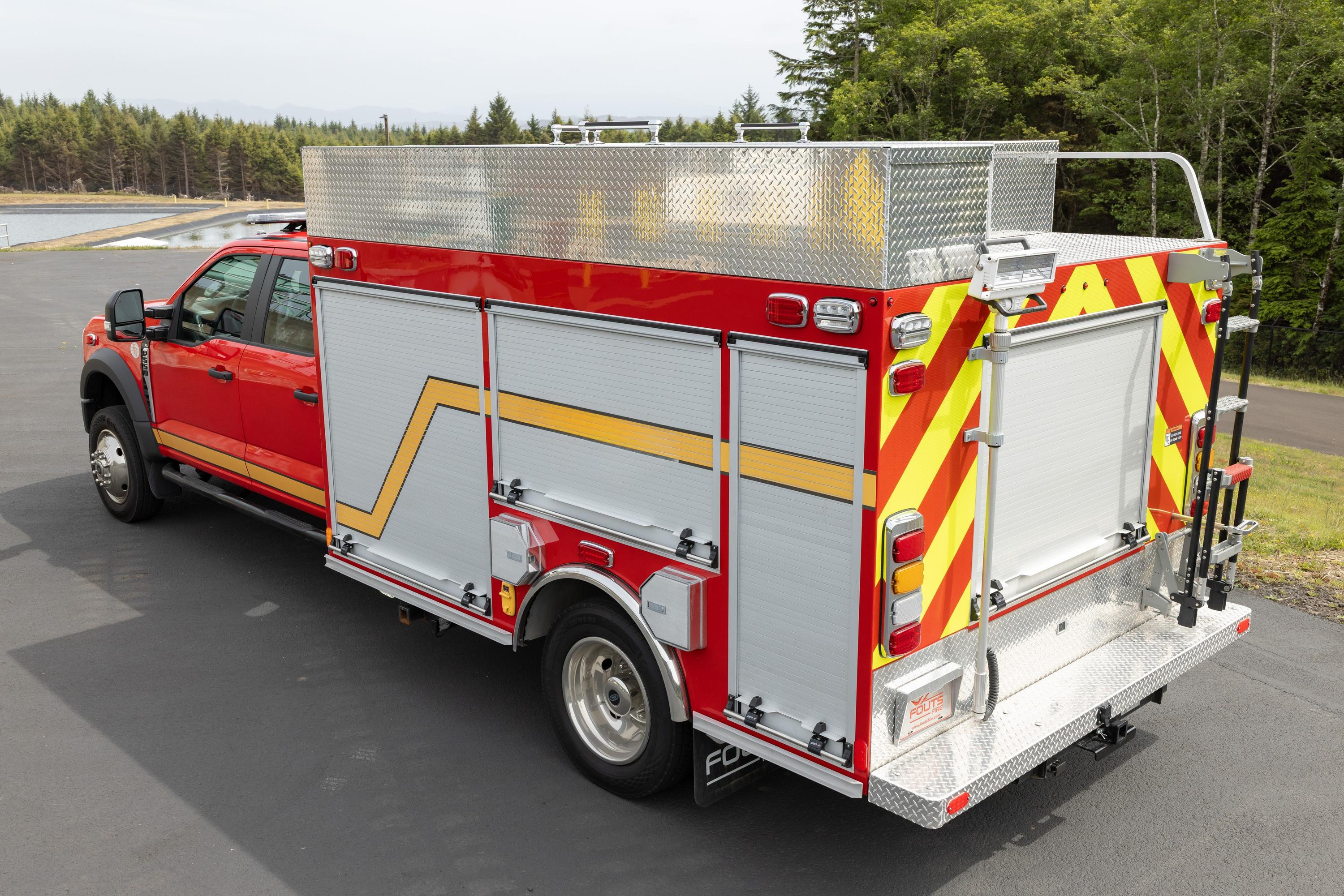2024 Fouts 4x4 Squad / Rescue - image 11