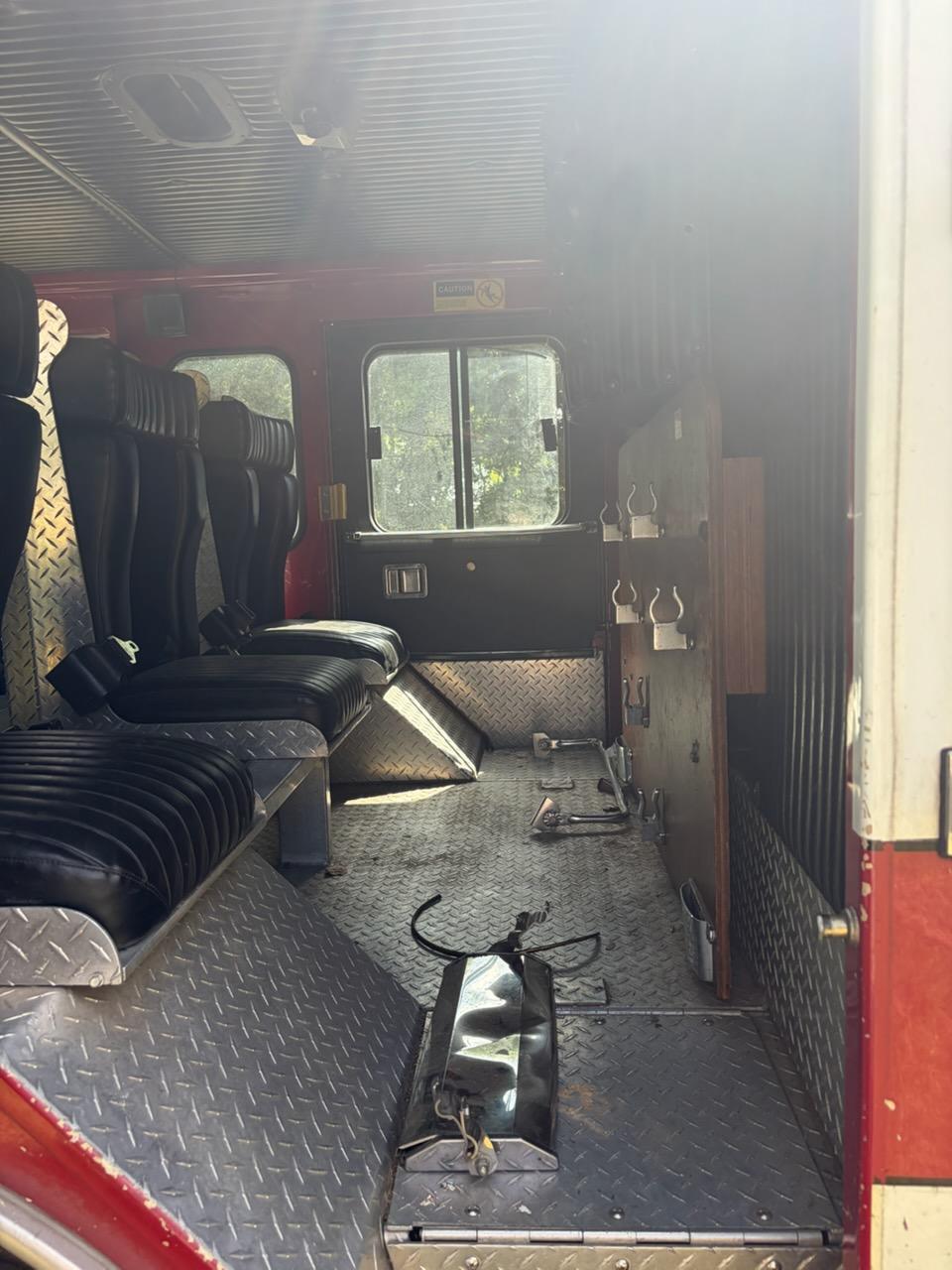1988 E-One Pumper - image 14