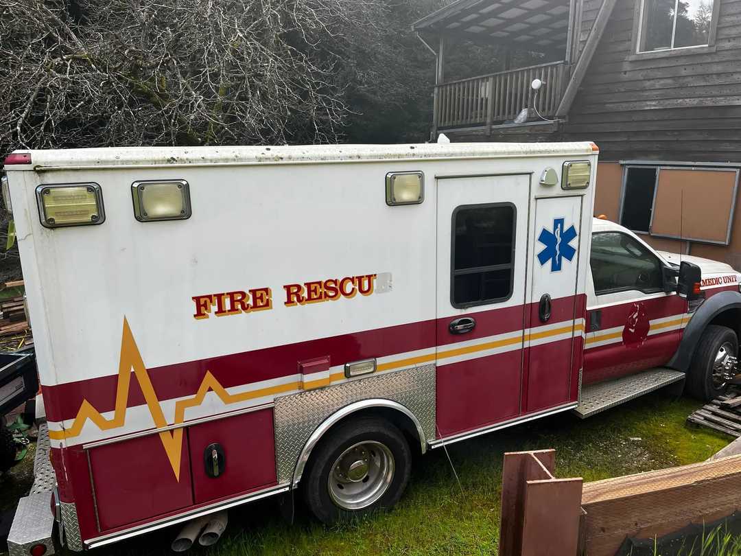 2008 F-450 ambulance