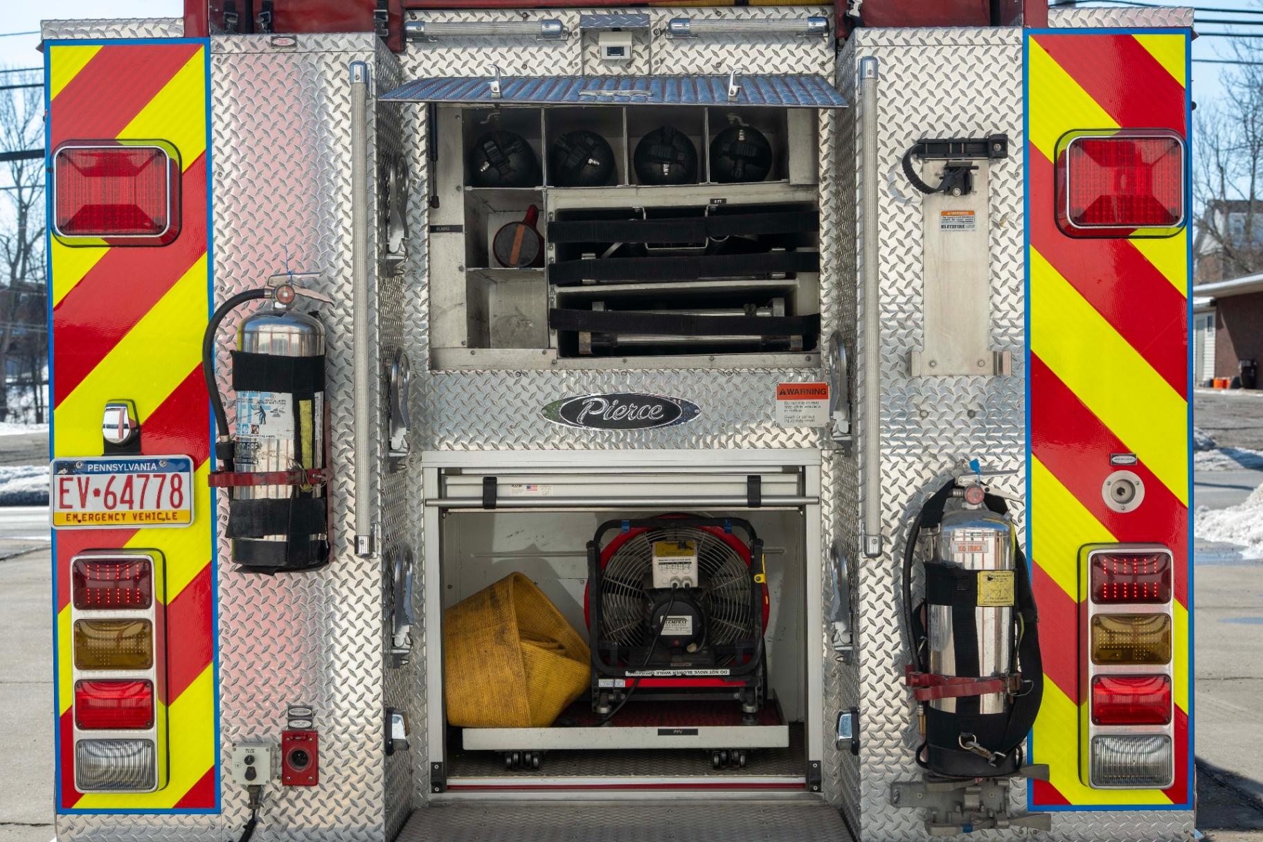 2006 Pierce Quantum Rescue Pumper - image 54