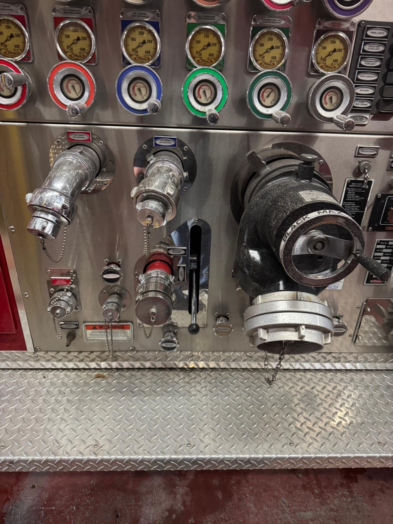 2006 Pierce Quantum Rescue Pumper - image 19