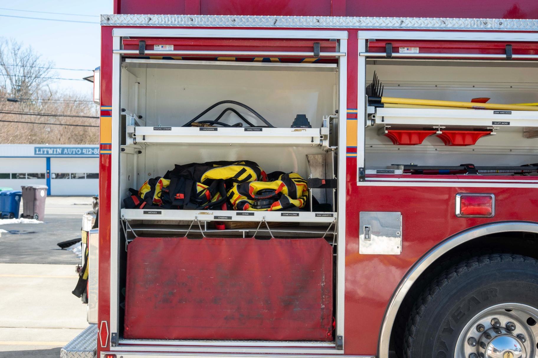 2006 Pierce Quantum Rescue Pumper - image 55