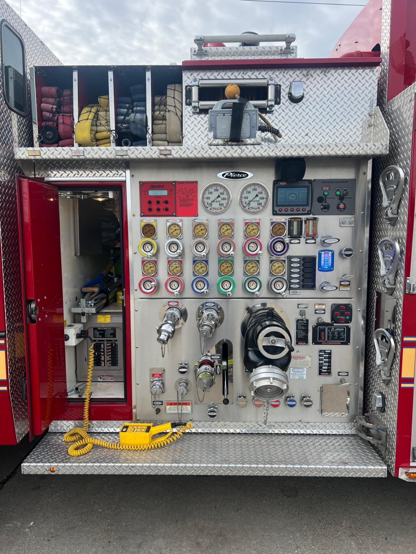 2006 Pierce Quantum Rescue Pumper - image 18