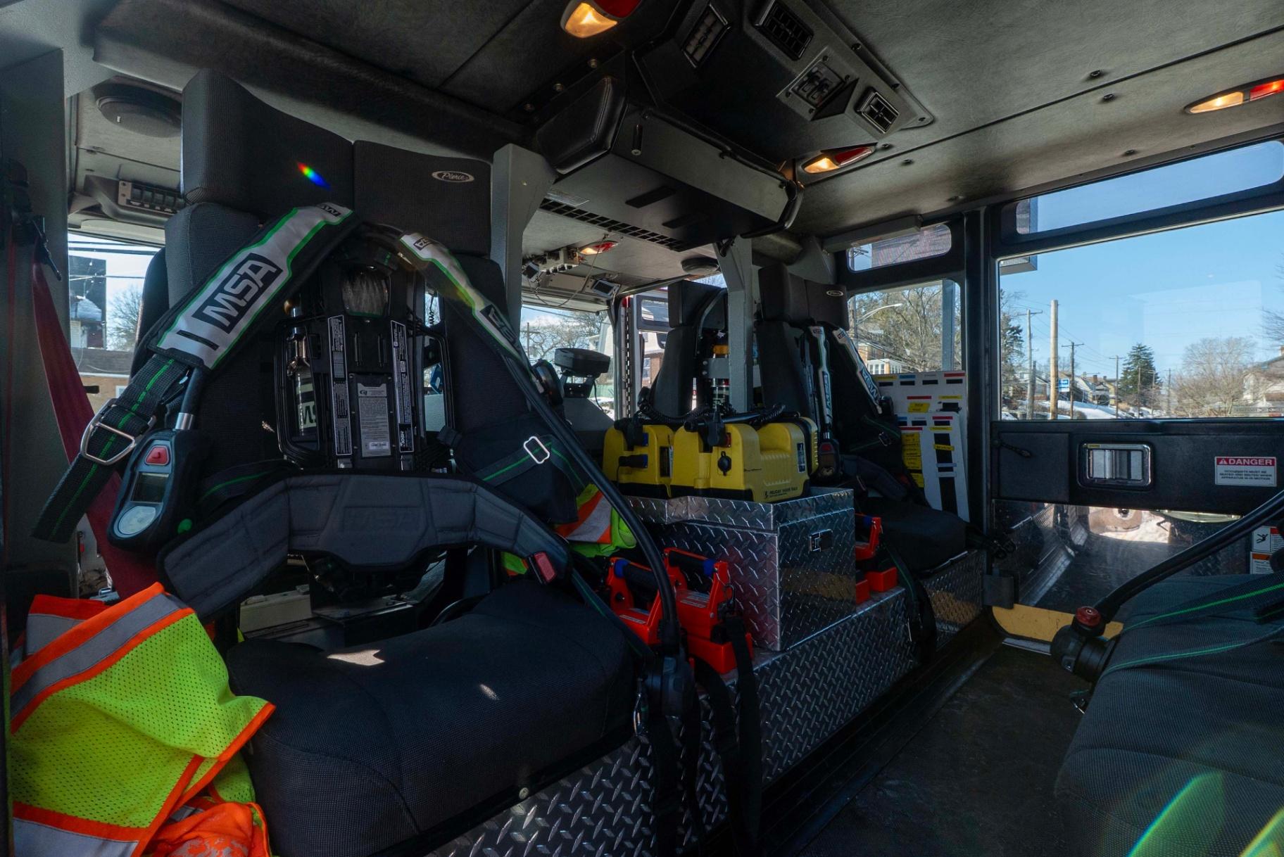 2006 Pierce Quantum Rescue Pumper - image 49