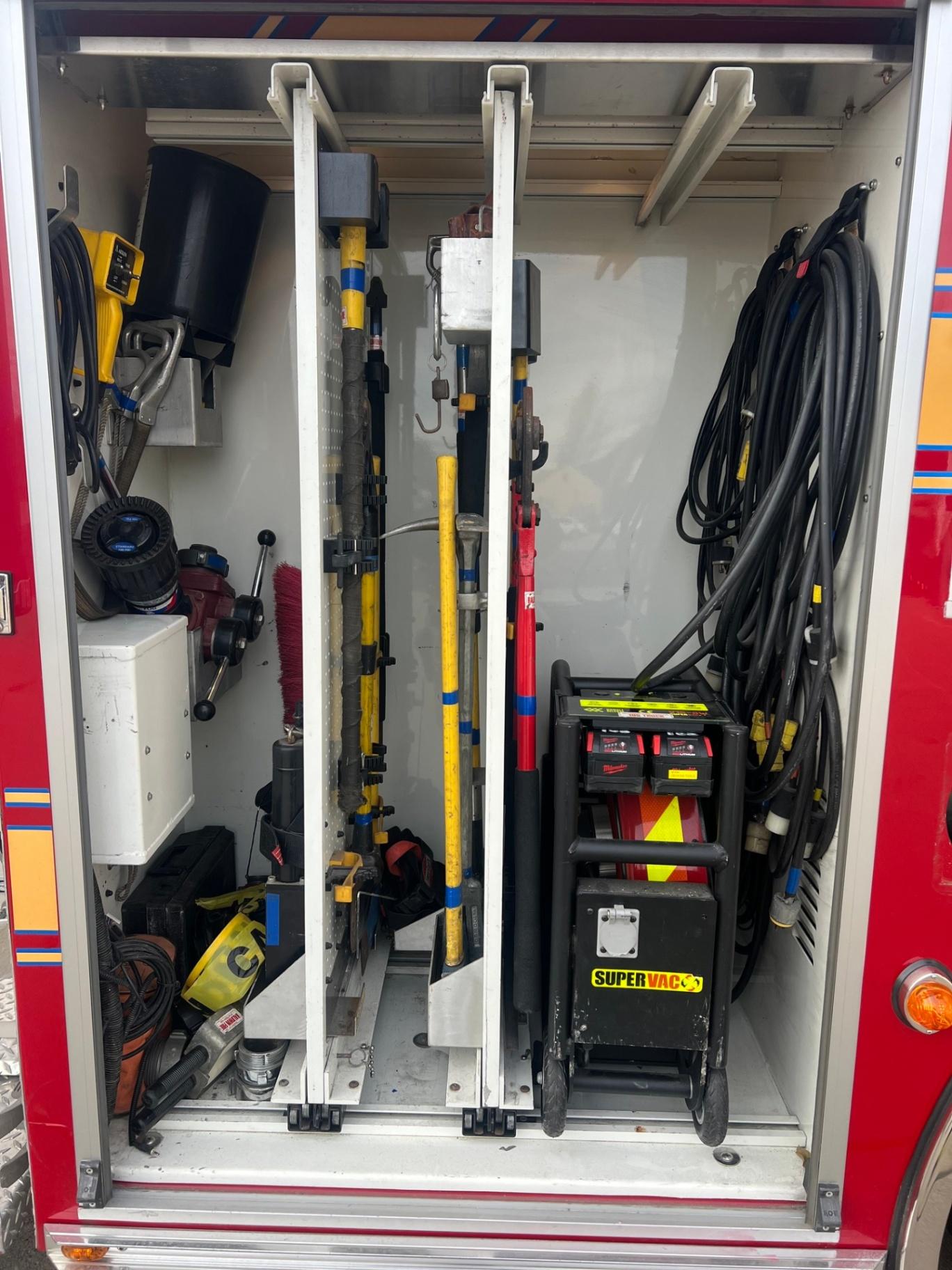 2006 Pierce Quantum Rescue Pumper - image 27