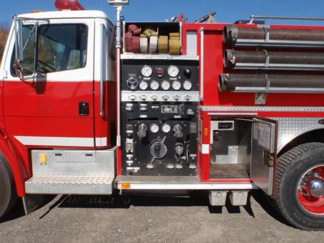 1995 E-One Freightliner Pumper - image 13