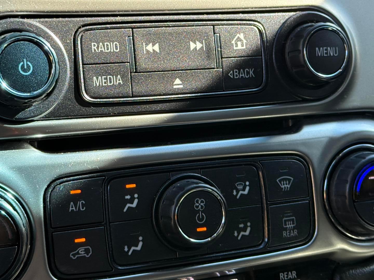 2017 Chevrolet Tahoe 4x4 Command Unit - image 20