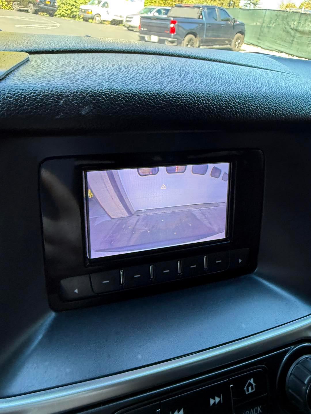 2017 Chevrolet Tahoe 4x4 Command Unit - image 25