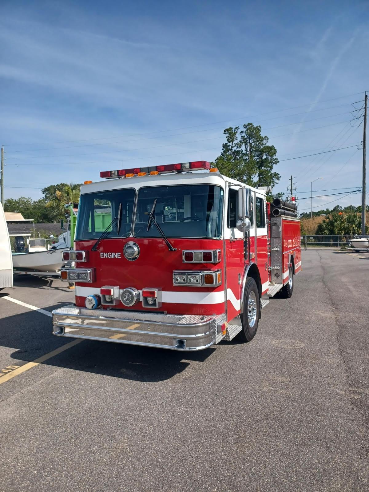 1994 Sutphen Pumper - image 4