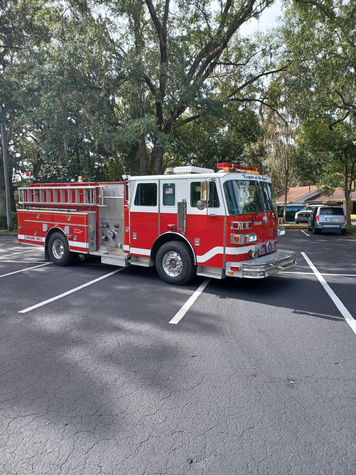 1994 Sutphen Pumper - image 9