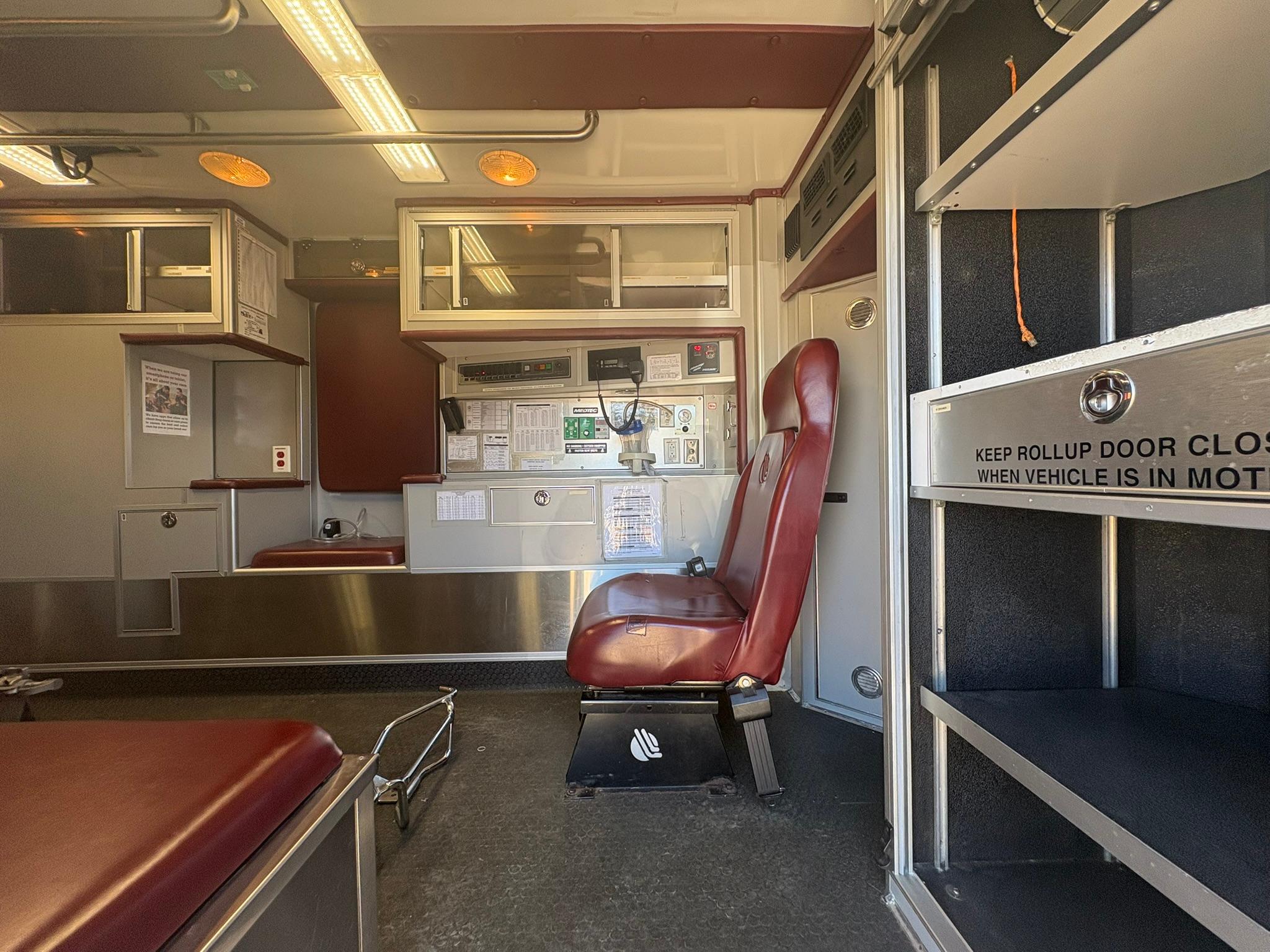 2009 MedTec Ford Type III Ambulance - image 13