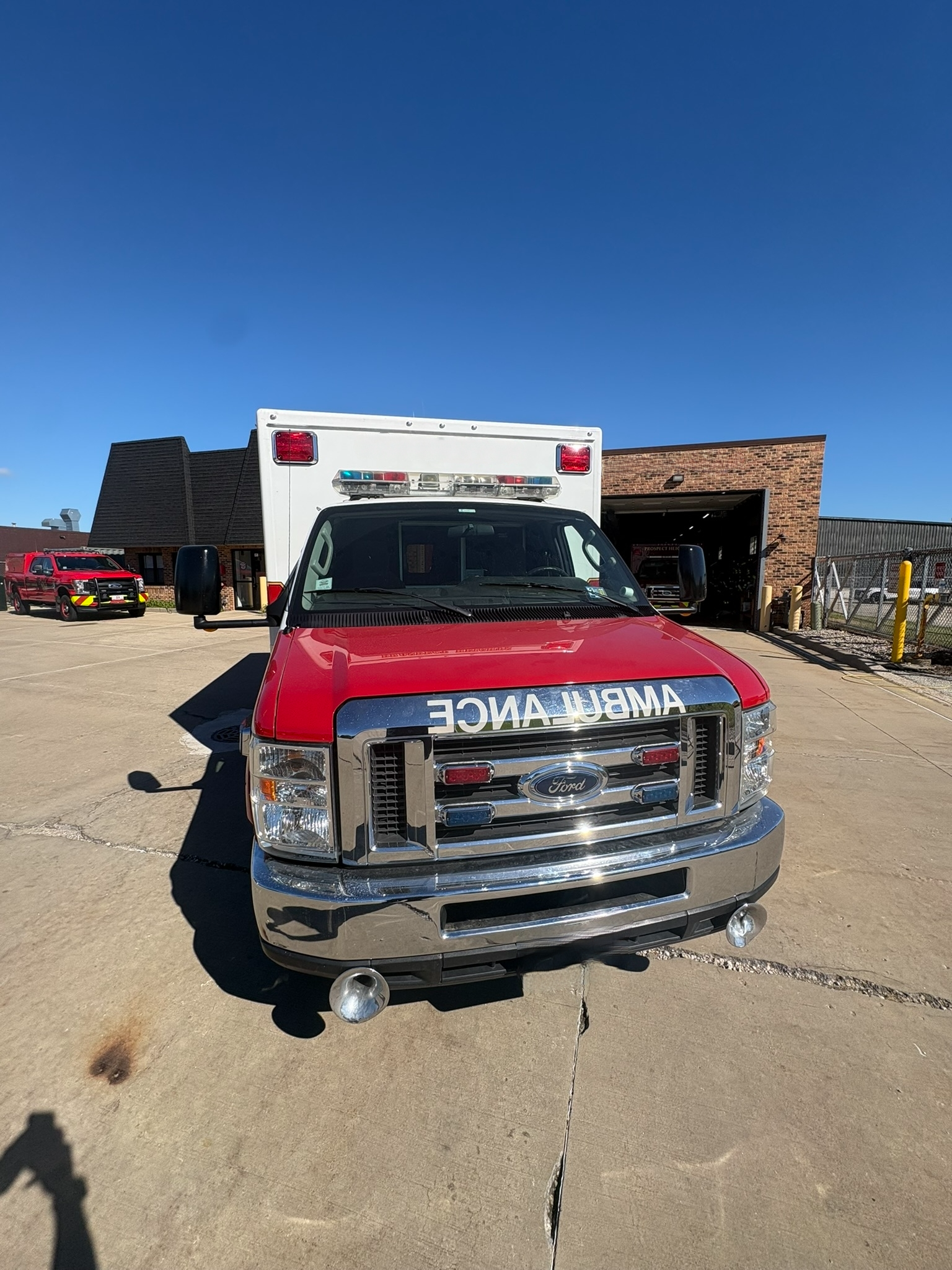 2009 MedTec Ford Type III Ambulance - image 2
