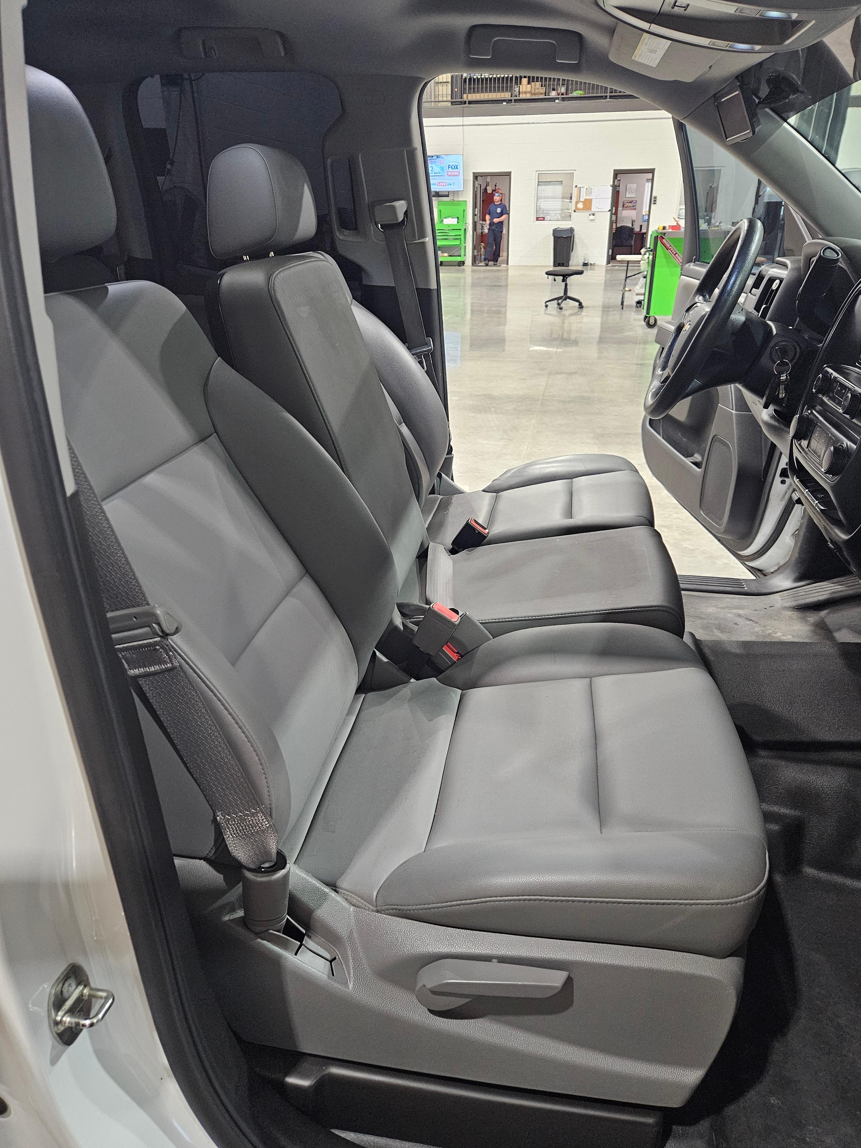 2015 Chevrolet 1500 Command Truck - image 19