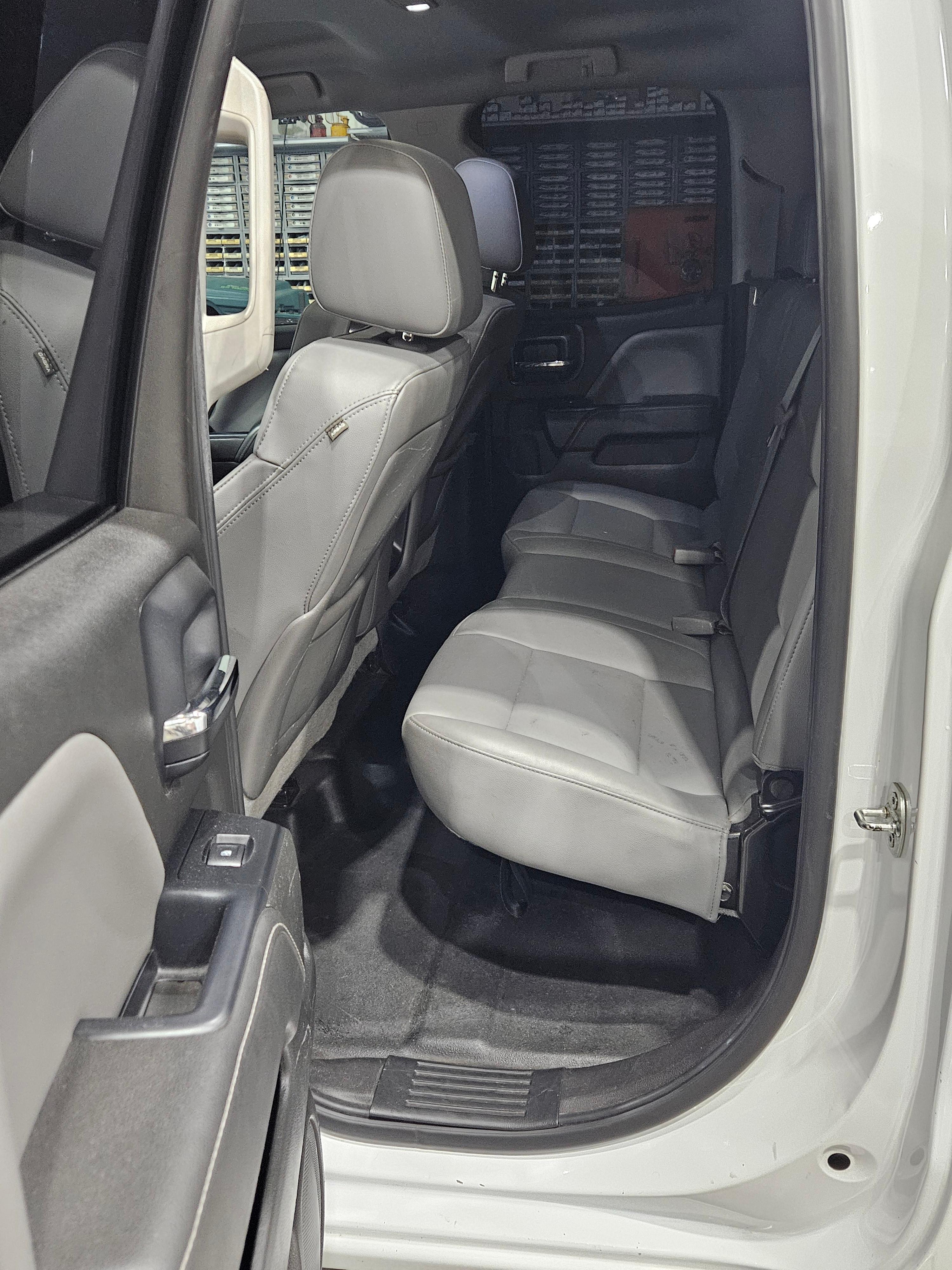 2015 Chevrolet 1500 Command Truck - image 14