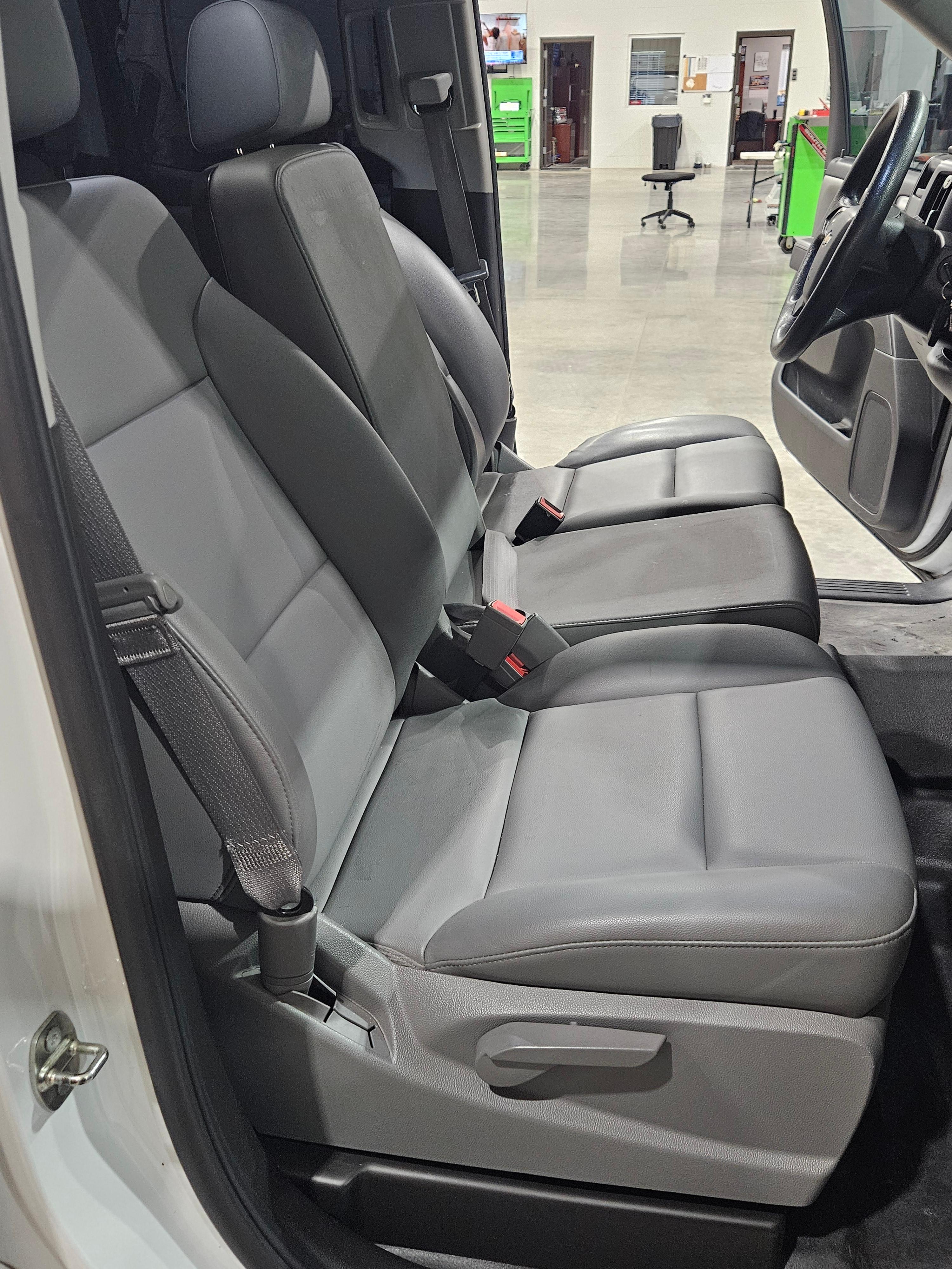 2015 Chevrolet 1500 Command Truck - image 16