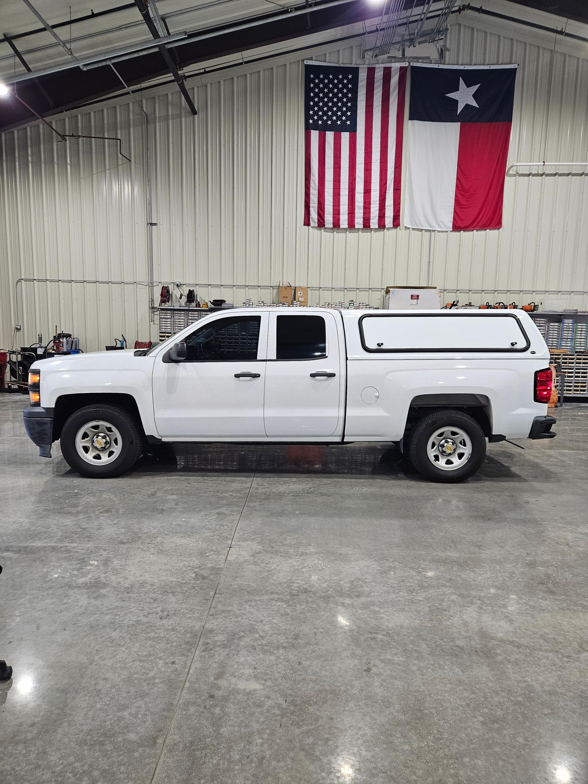 2015 Chevrolet 1500 Command Truck - image 1