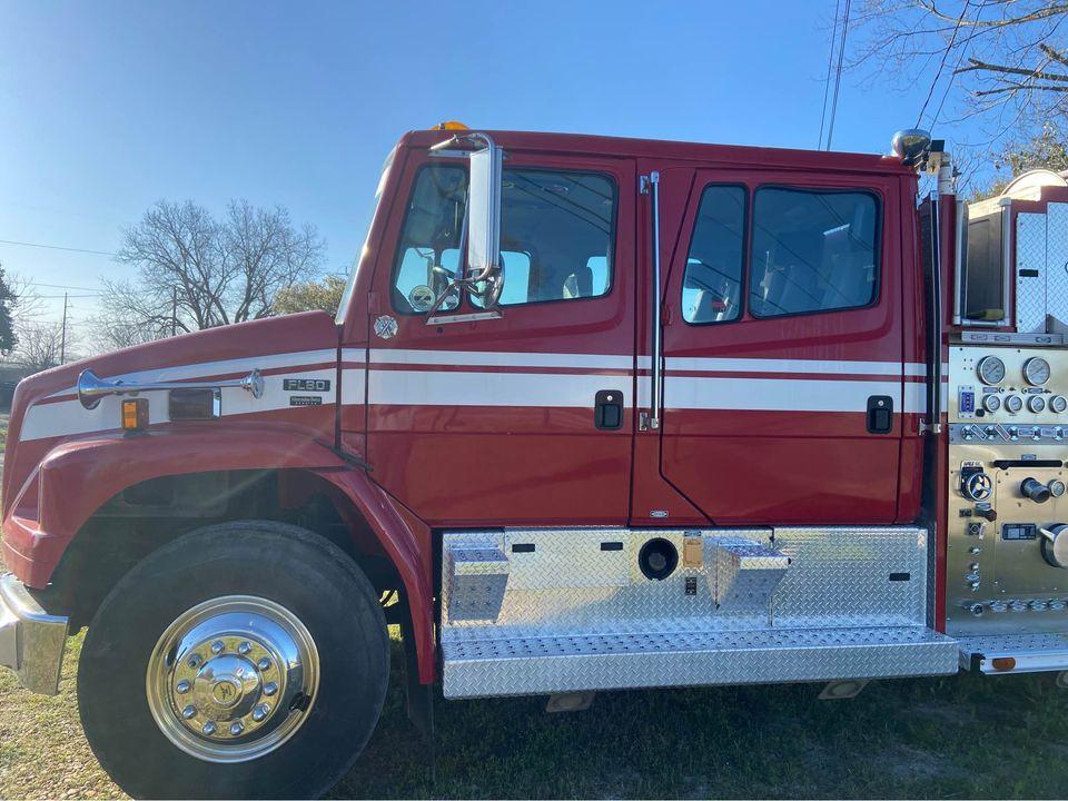 2002 E-One Commercial Pumper