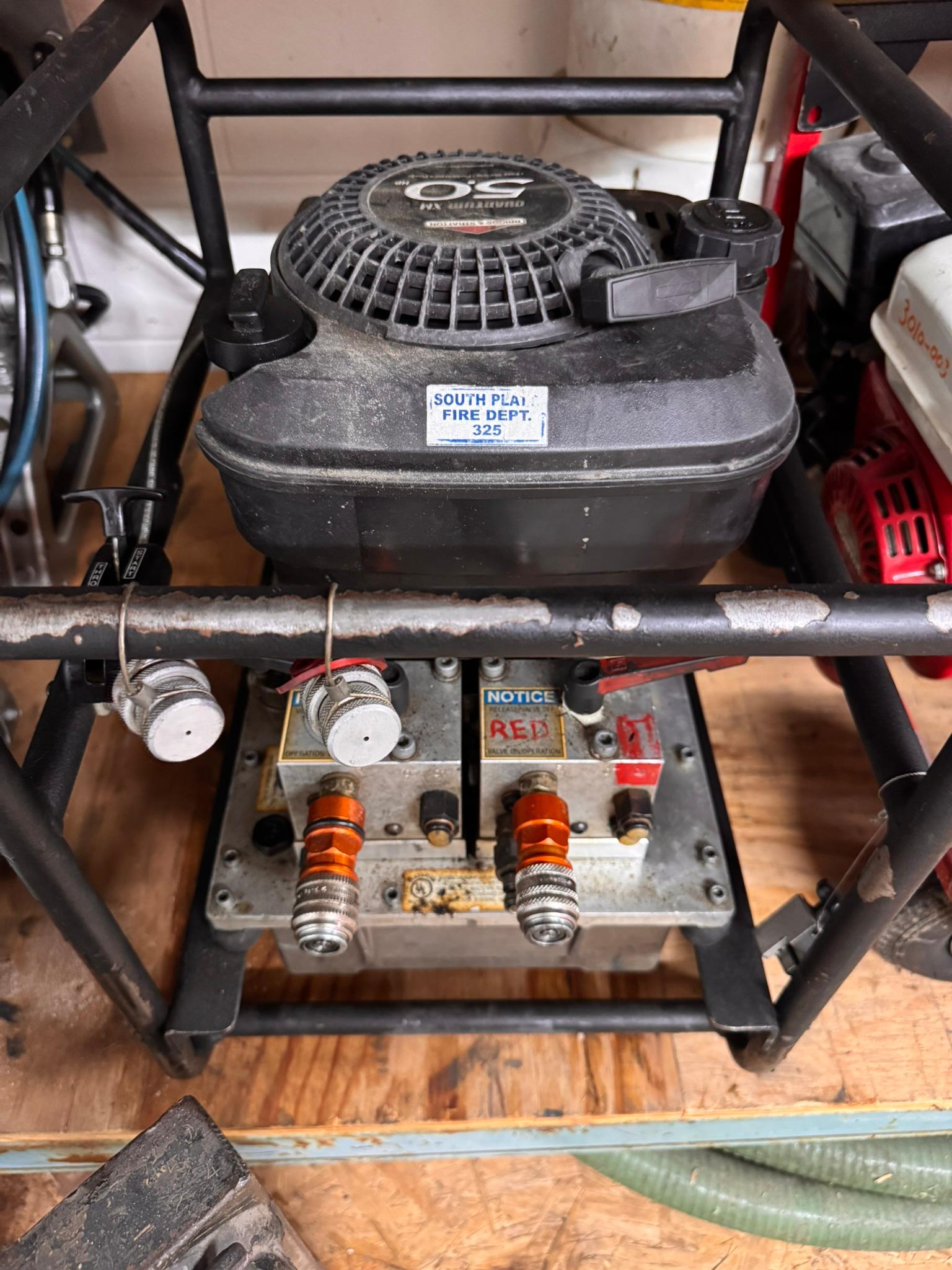 Holmatro Jaws of Life - image 12