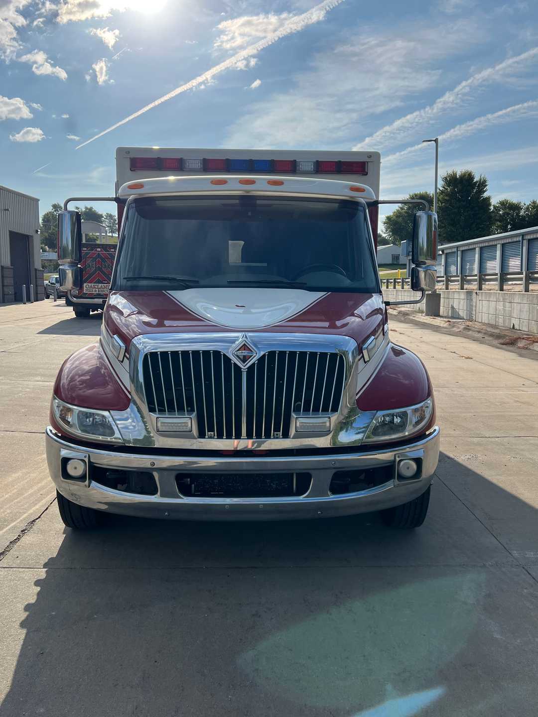 2009 International 4300 Series 4x2 Type I