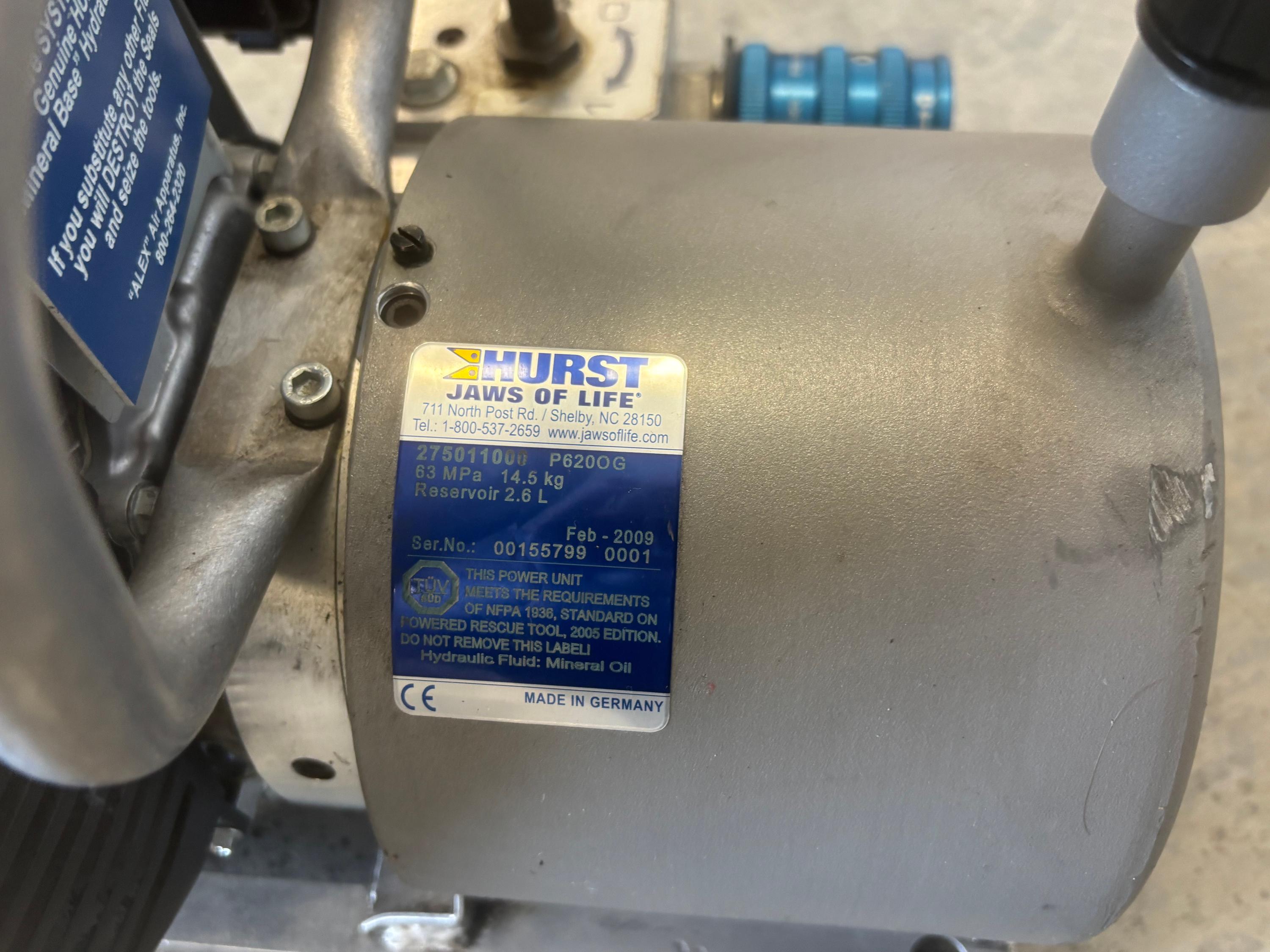 Hurst Hydraulic Spreader w/portable unit - image 6