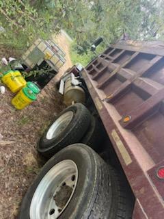 1990 Freightliner FLD120 Dump Truck - image 3
