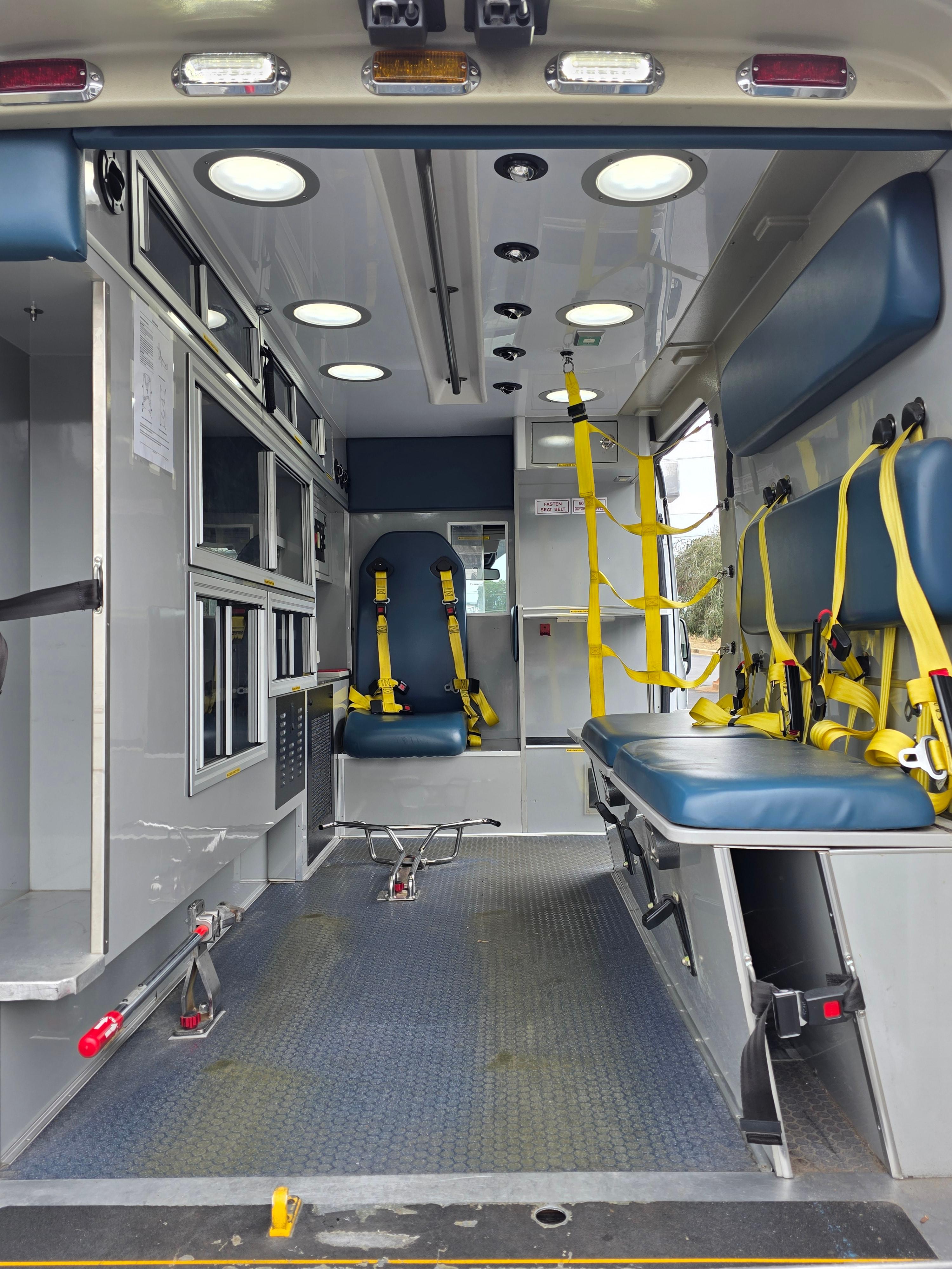 2018 Ford Transit T-250 Type II Ambulance - image 15