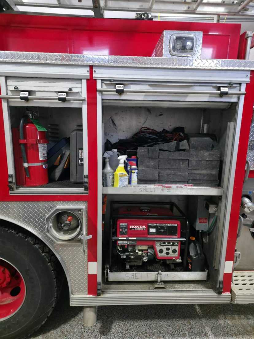 2004 Metalfab International Pumper — photo 7
