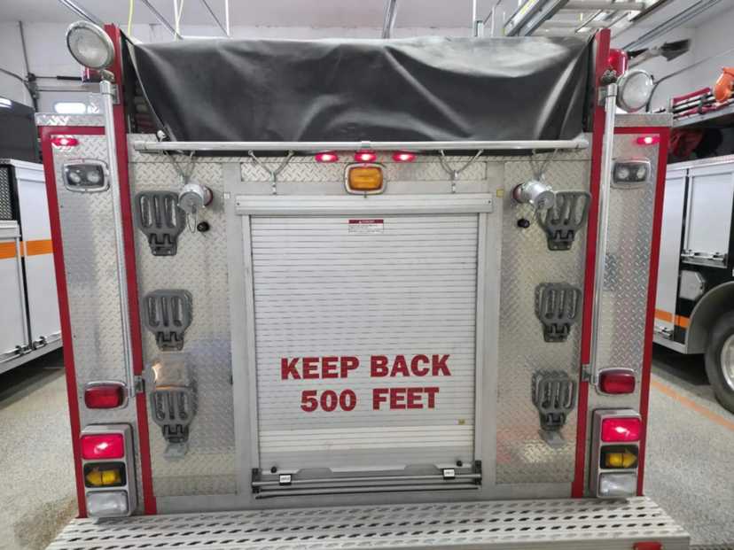 2004 Metalfab International Pumper — photo 4