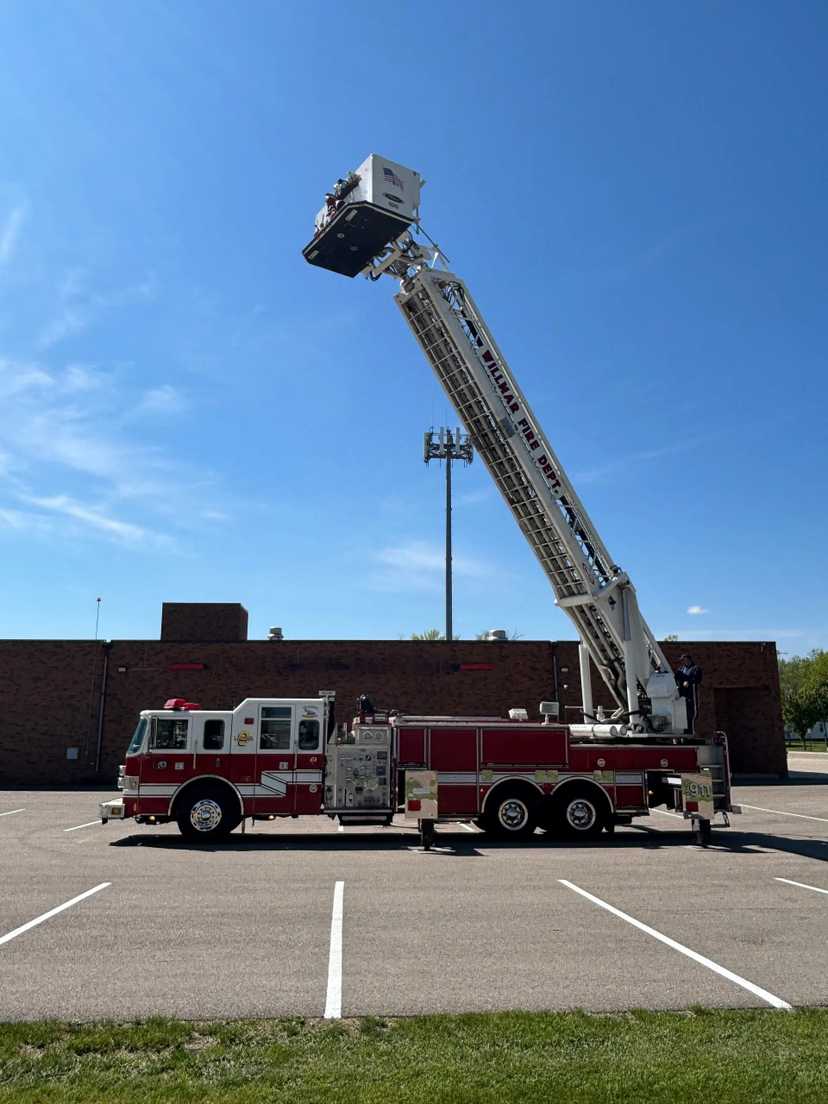 1999 Pierce 100' Aerial — photo 8