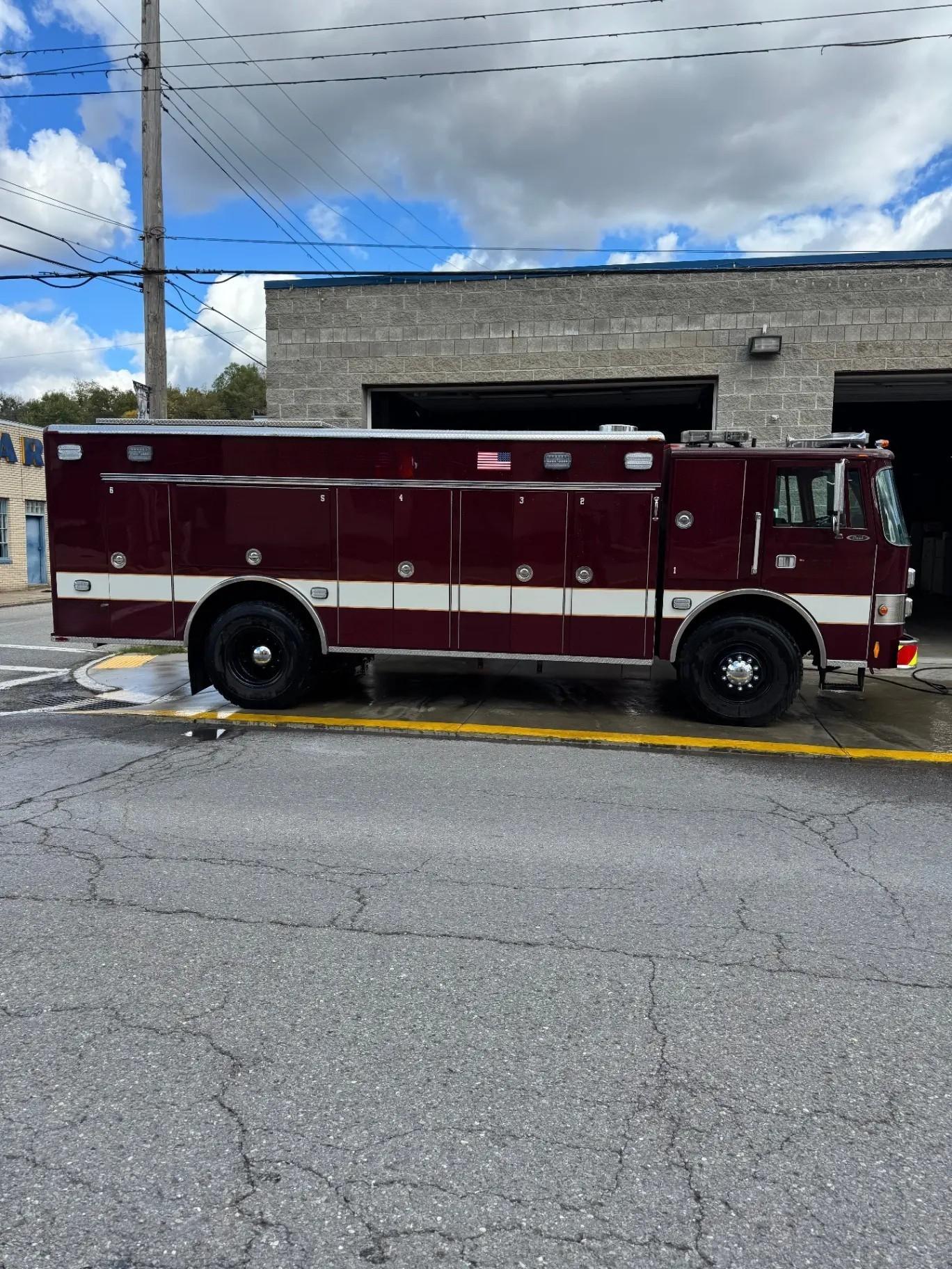 1986 Pierce Lance Heavy Rescue - image 4