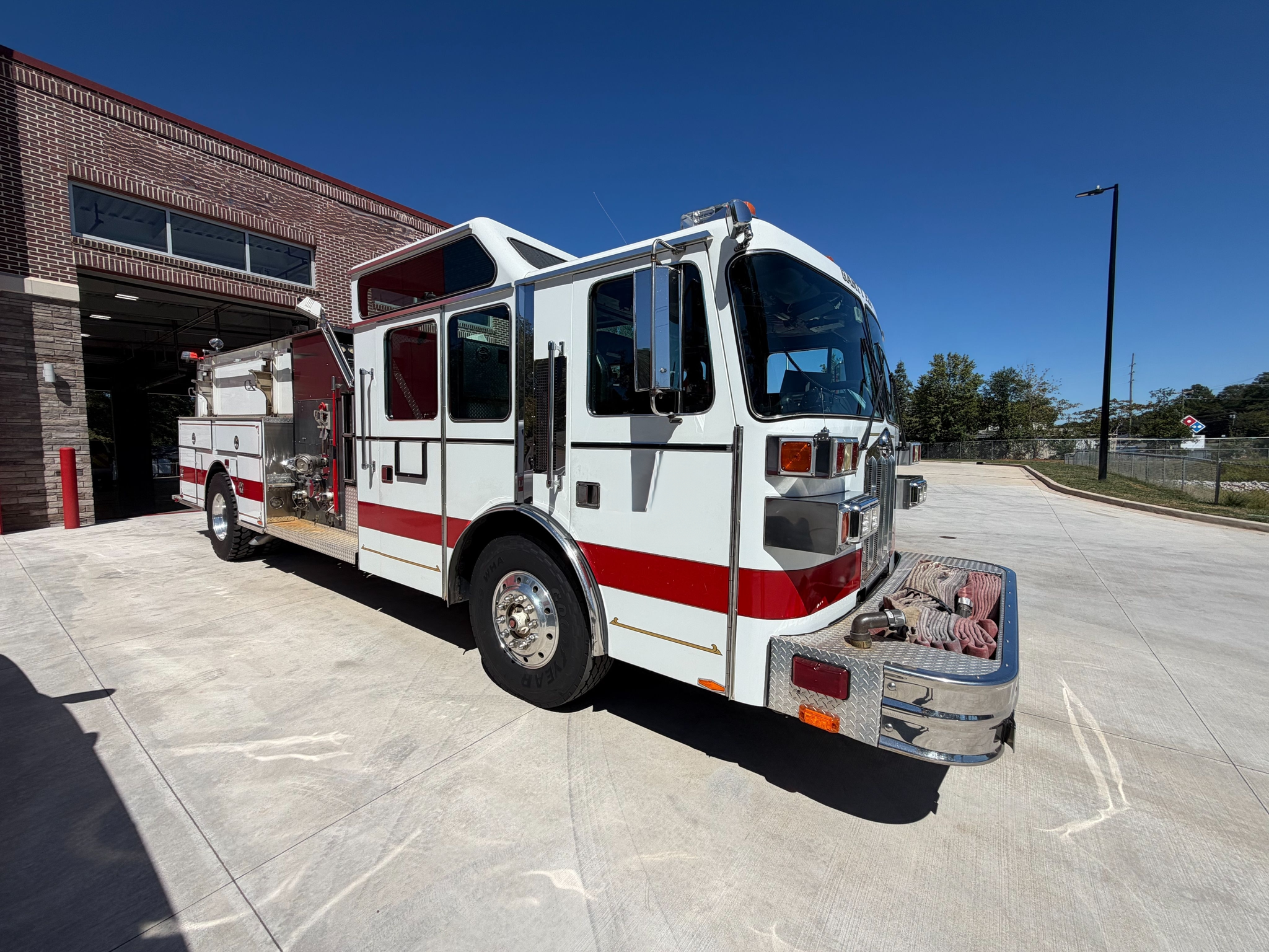 1992 Sutphen Deluge Pumper - image 2