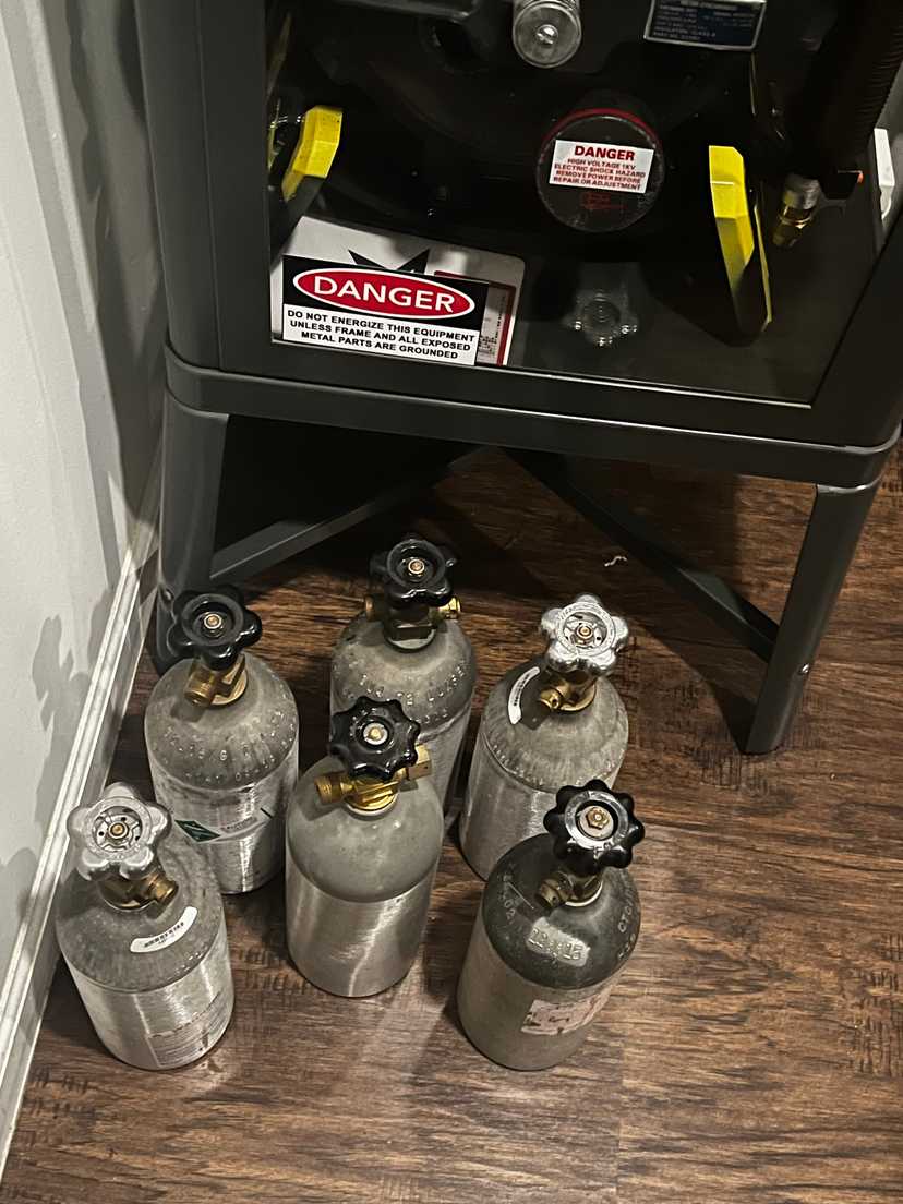 (6) 2.5# CO2 oxygen tanks — photo 2