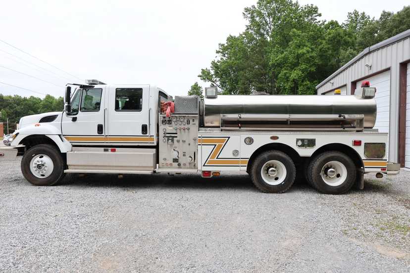 2008 KME International Tanker — photo 3
