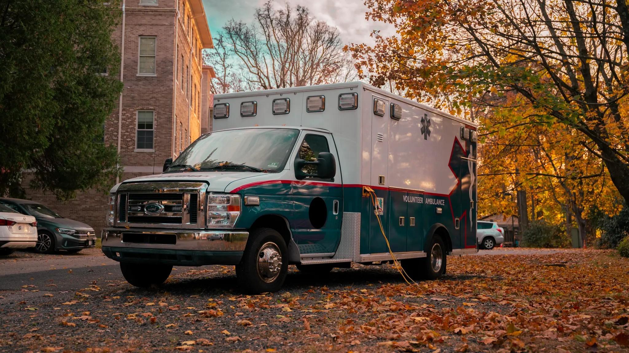 2012 Ford E450 Type III Road Rescue Ambulance - image 1