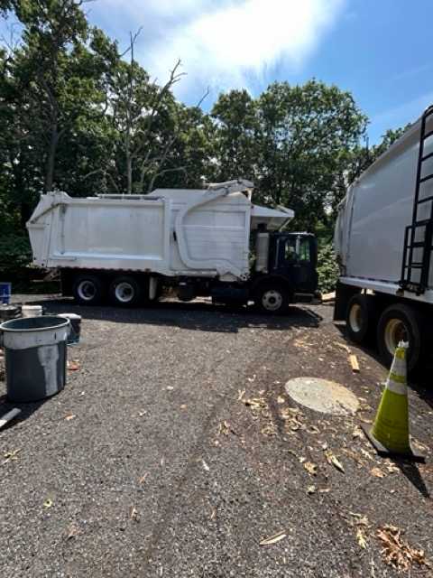 2009 Mack Heil Front Loader