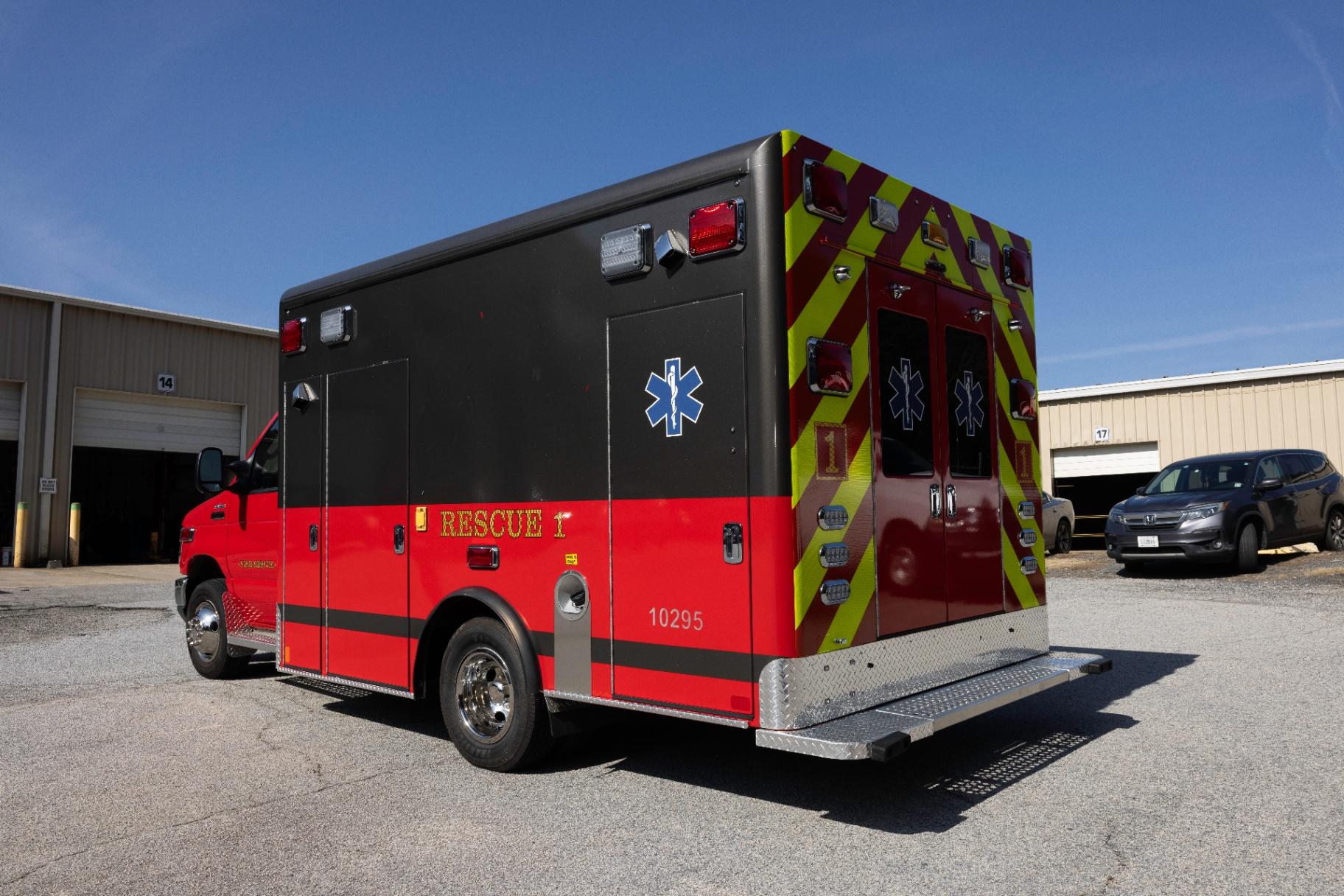 2023 Crestline Ford Type III Ambulance - image 3