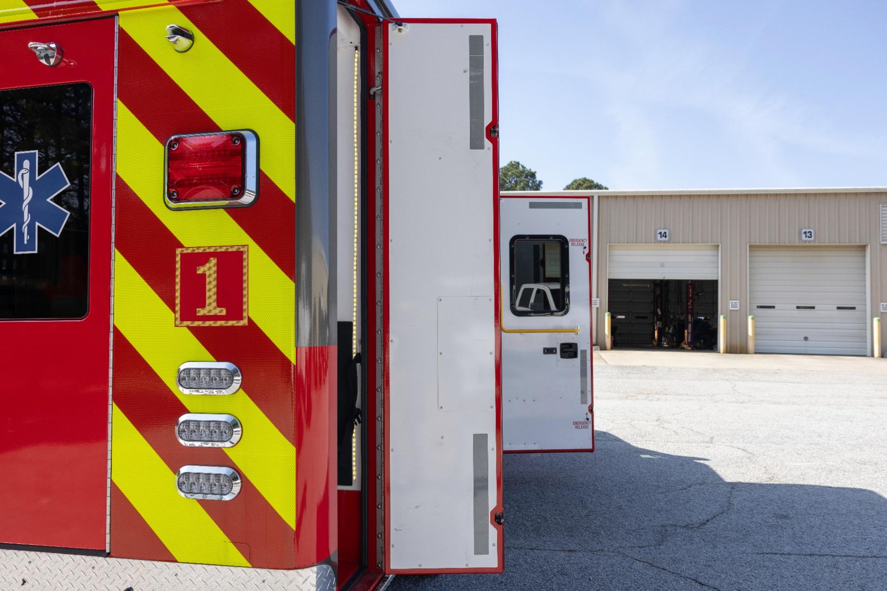 2023 Crestline Ford Type III Ambulance - image 11