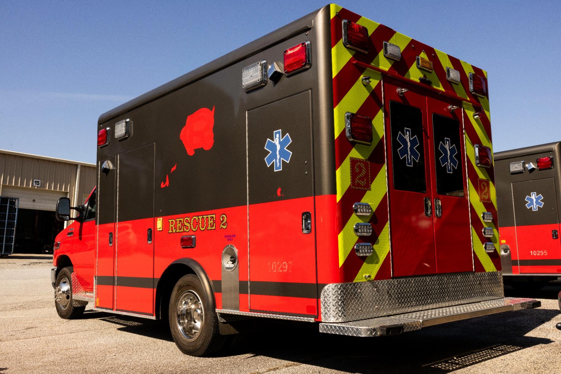 2023 Crestline Ford Type III Ambulance - image 5
