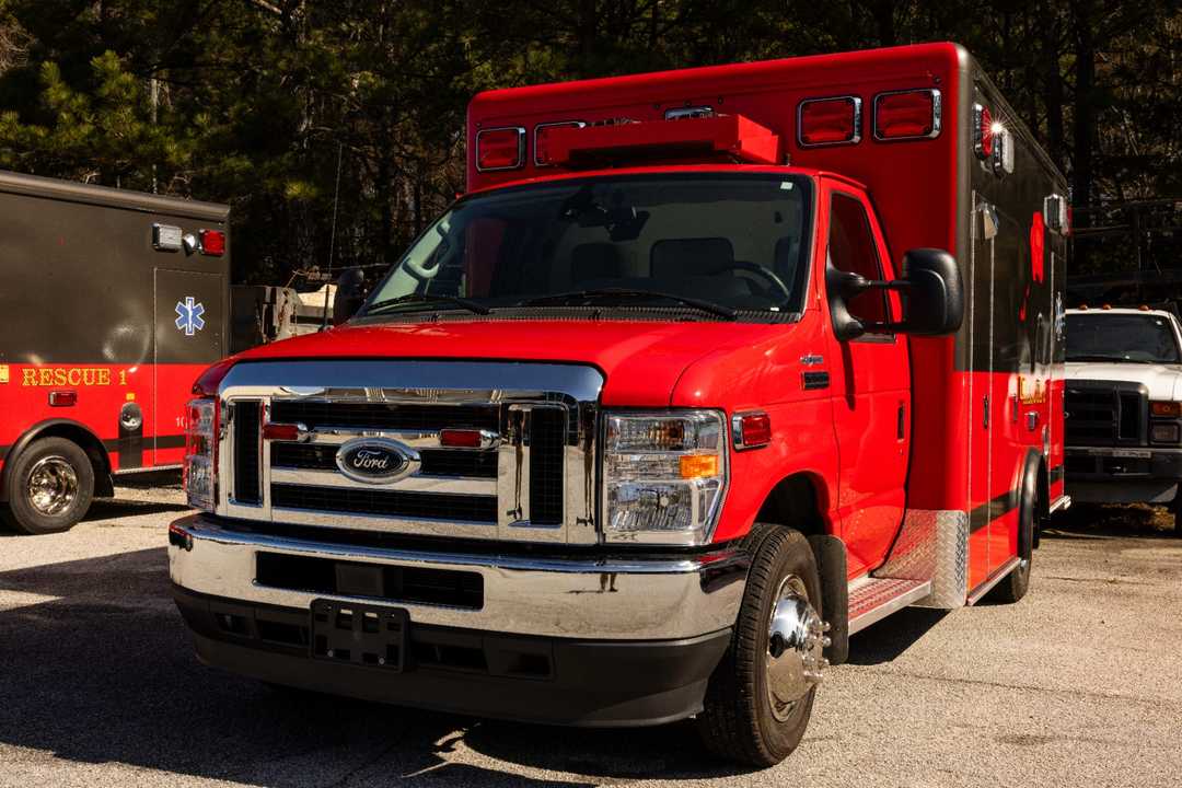 2023 Crestline Ford Ambulance