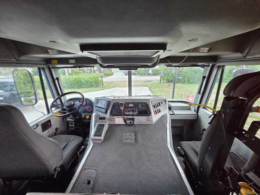 2008 Rosenbauer Spartan Pumper — photo 6