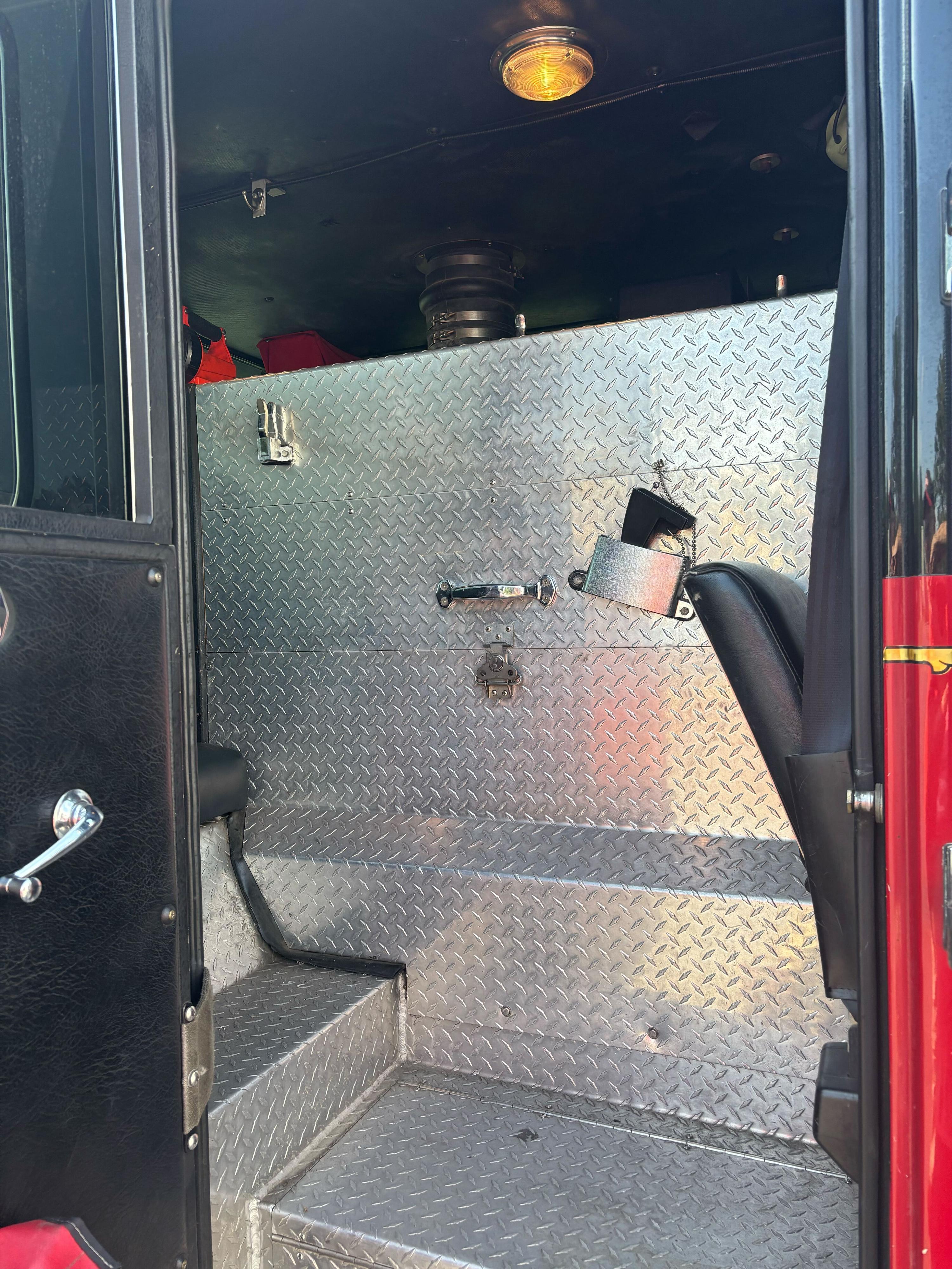 1989 Pierce Arrow Pumper - image 10
