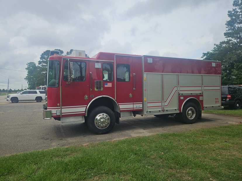 1997 HME Ahrens-Fox 4x4 Rescue Pumper