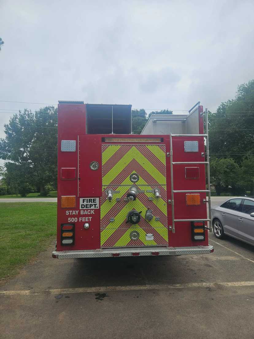 1997 HME Ahrens-Fox 4x4 Rescue Pumper — photo 6